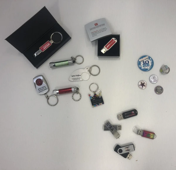 porte-cles-badges-bagues-cles-usb
